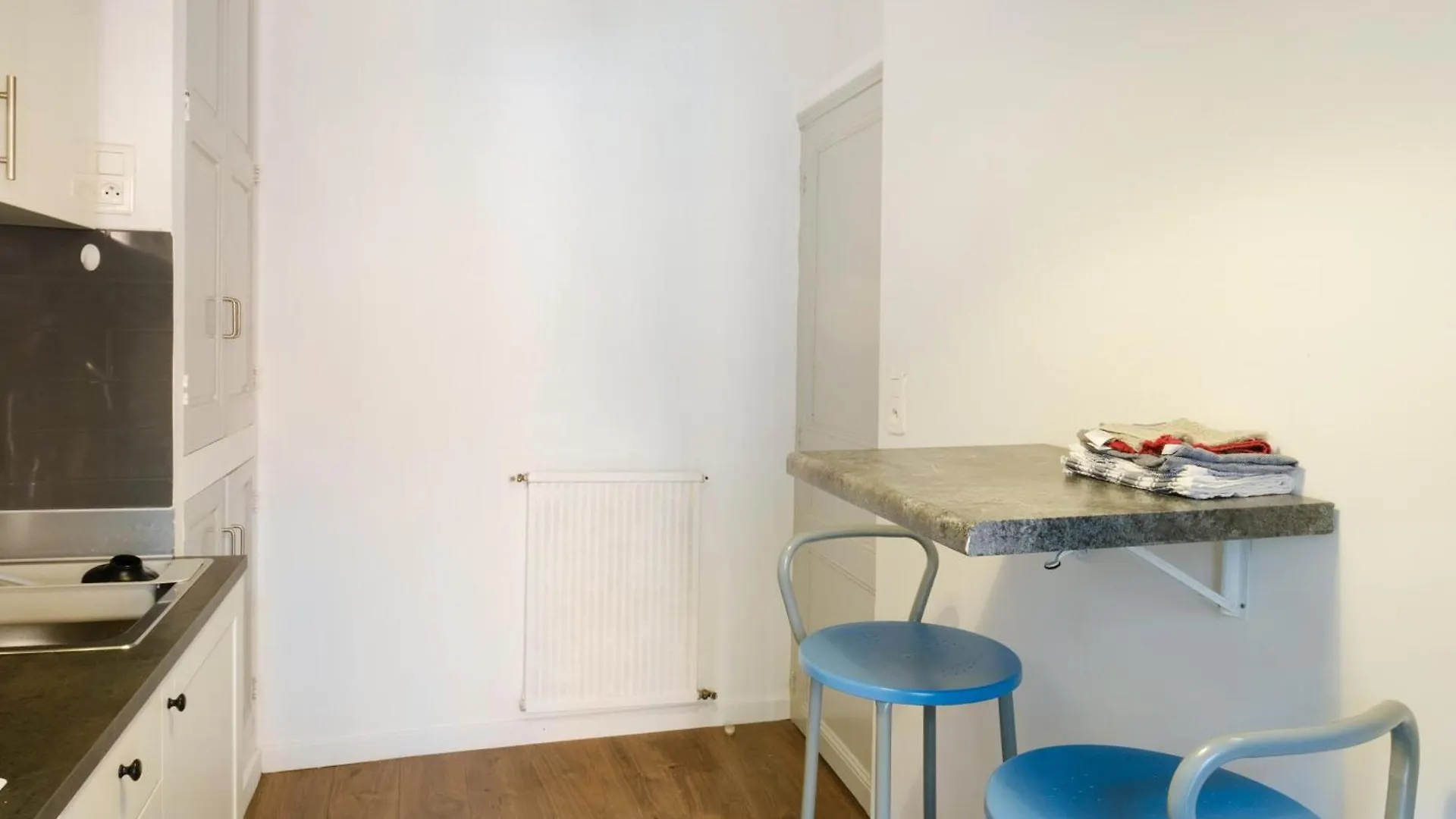 Le Villeneuve Village 0*, Villeneuve-Loubet